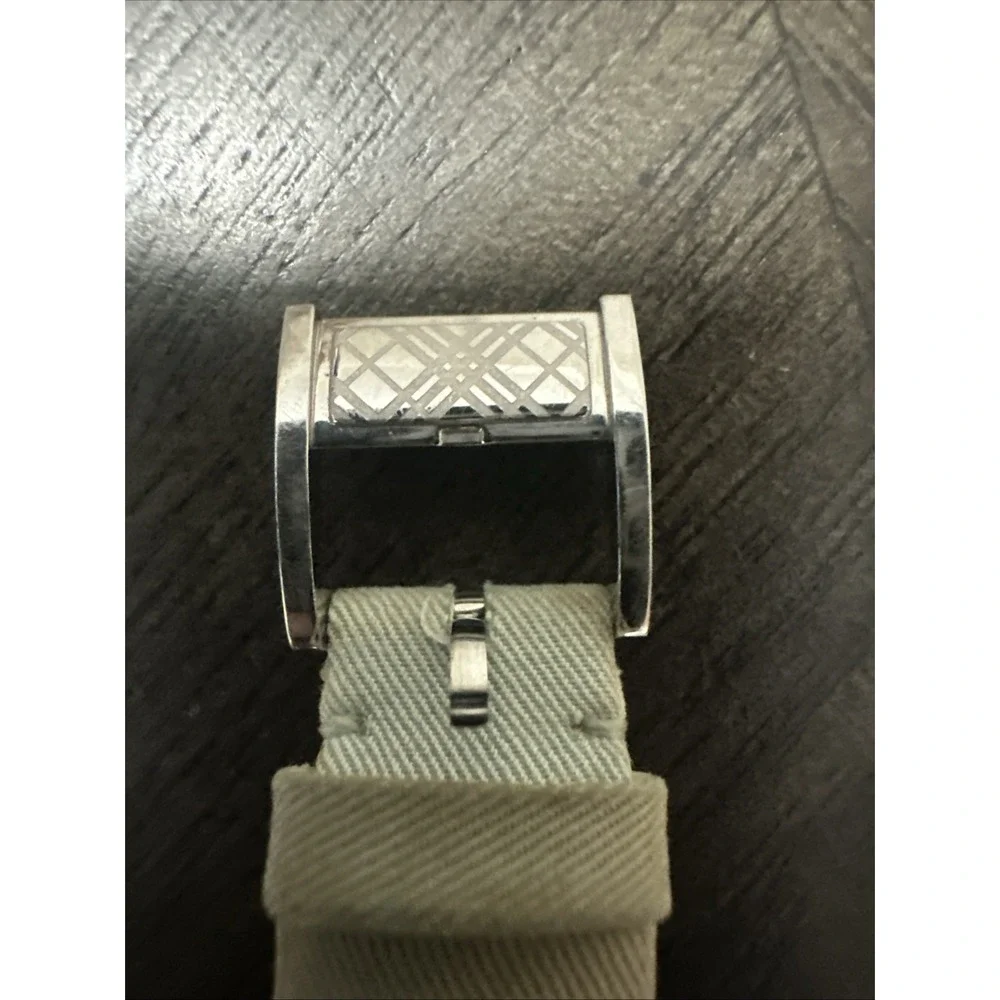 Burberry Endurance Watch Tiffany Color Rare BU7109 Swiss Made